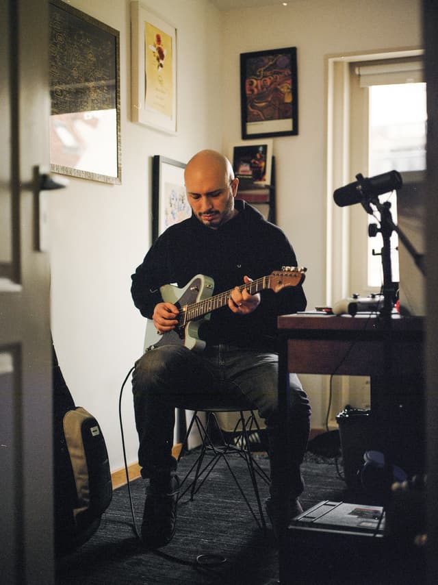 Life & portrait image 6